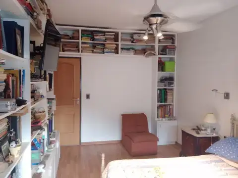 Casa 7 ambientes con 3 baños