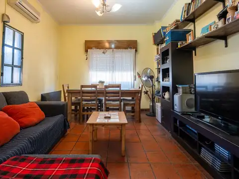 VENTA PH 4 AMB. COCHERA APTO CRED  PERMUTA