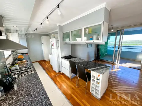 Departamento 4 ambientes con 2 baños