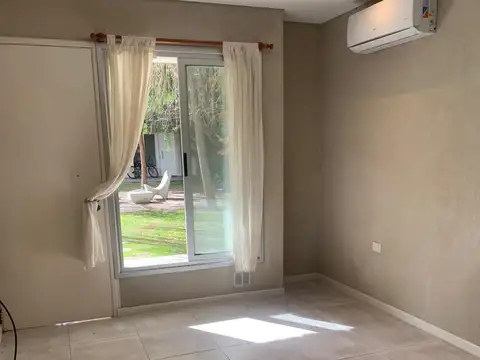 Departamento en Alquiler con 1 cocheras