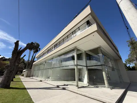 Oficina en Alquiler en City Bell, $ 1.250.000