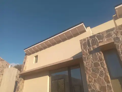 Los Nogales, Villa de Merlo, Cabañas sobre 13.000 m2 de lote