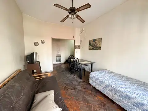 2 AMBIENTES AL FRENTE EN VILLA CRESPO – LUMINOSO Y CON GRAN POTENCIAL