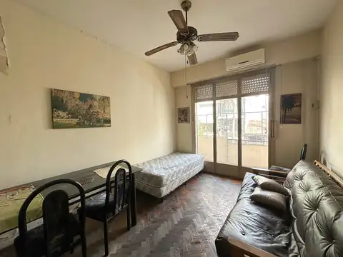 Juan Ramirez De Velazco 300, Piso 3