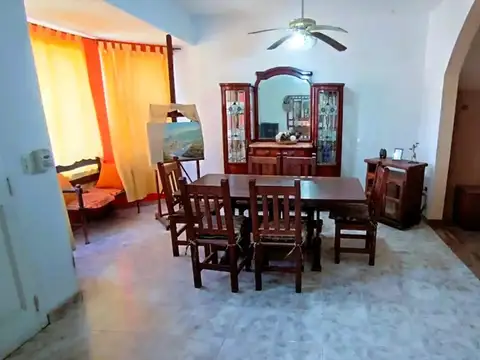 Casa en Venta en Carapachay, USD 210.000