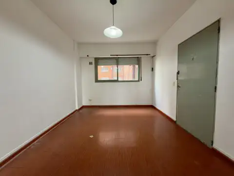 56 700, Piso 5