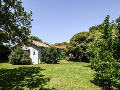 Terreno de 1700m2 a la venta en Fisherton tradicional ideal para desarrollo inmobiliario