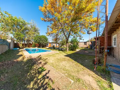 CASA VENTA EN ANDINO 2 DORMITORIOS PILETA