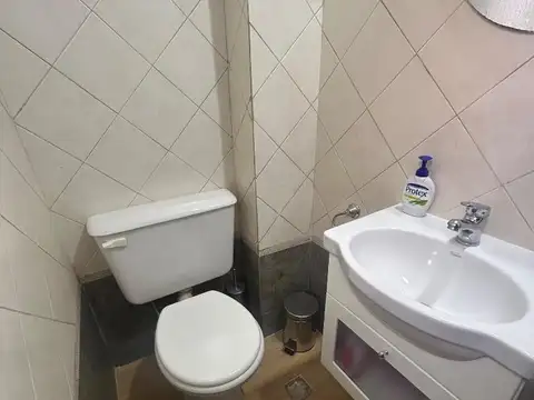 Casa 6 ambientes con 3 baños