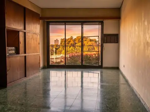 DEPARTAMENTO 3 AMB 2 DORMITORIO Y HAB SERVICIO