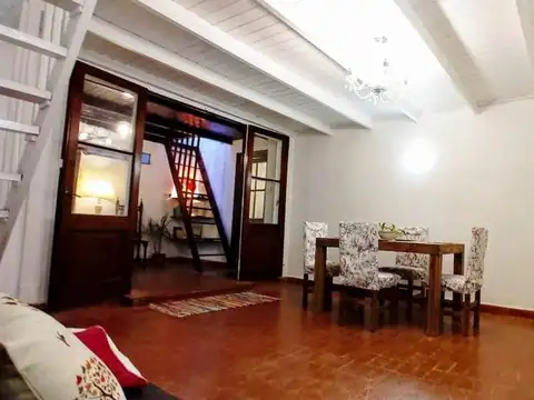 Depto Tipo Casa en Venta de 2 ambientes