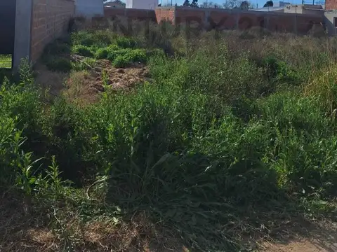 Terreno en Venta!!  Barrio Aeropuerto, La Plata