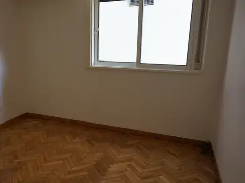 Departamento en Alquiler en Flores, $ 550.000