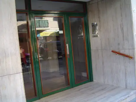 Departamento 2 ambientes en alquiler  Luminoso