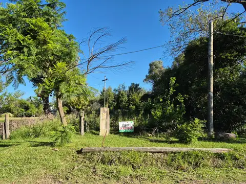 TERRENO DE IMPORTANTE SUPERFICIE CON POSIBILIDAD DE FINANCIAR.