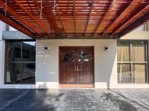 CHALET EN VENTA EN LLAVALLOL