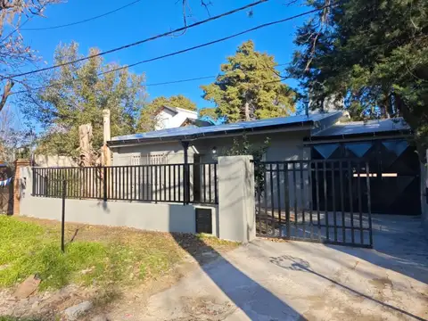 CASA 2 DORMITORIOS EN ALQUILER - FUNES
