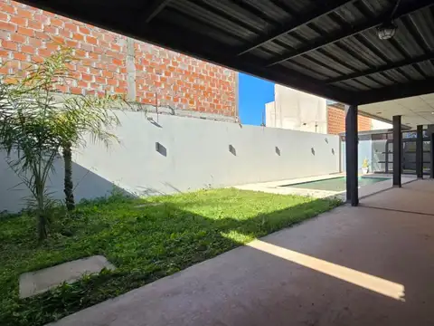 LOS CRISANTEMOS 3300