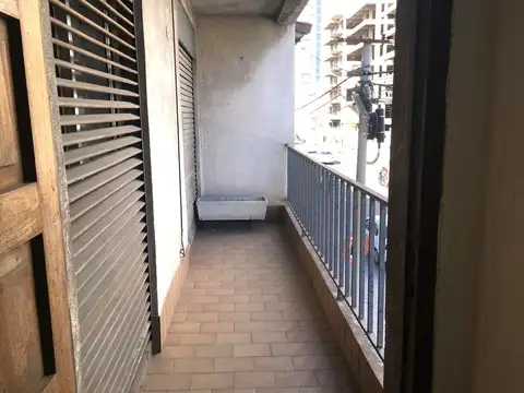 LOCAL COMERCIAL + DEPARTAMENTO 3 AMBIENTES