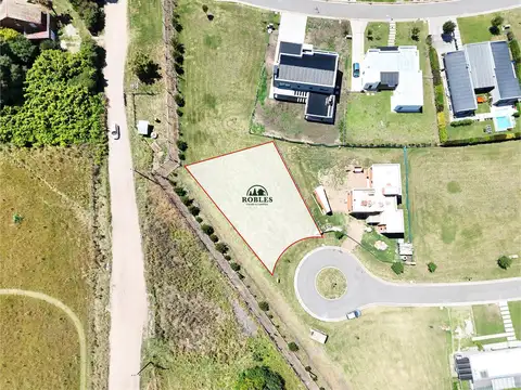 Lote en el barrio privado Arenas Chico
