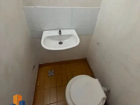 Galpón en alquiler de 200m2 ubicado en Merlo