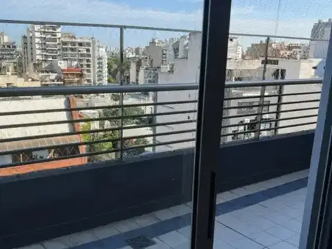 Hermoso departamento duplex en venta en caballito