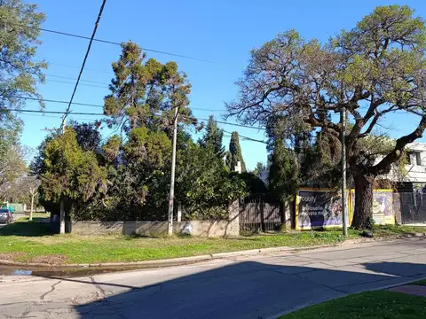 Terreno en Venta 21  mts Fondo