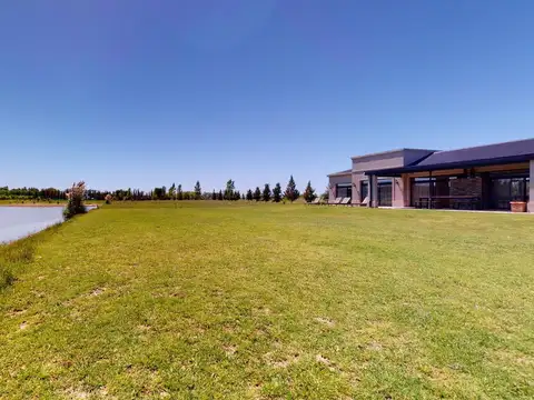 Casa en venta en Campos de Roca II