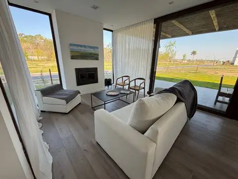 Casa en Alquiler Temporal en Belén de Escobar, USD 2.400