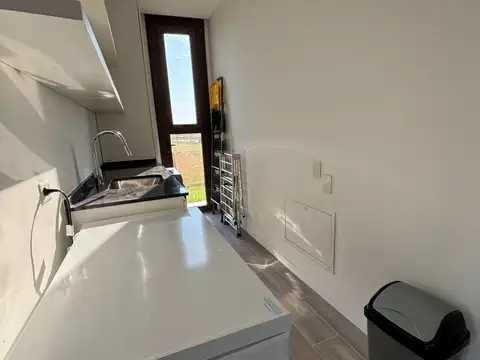 Casa en Alquiler c/muebles en Nativas, Puertos