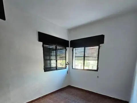 Av. Mate de Luna 2200. Entre Juan jose paso y Av. ejercito del norte