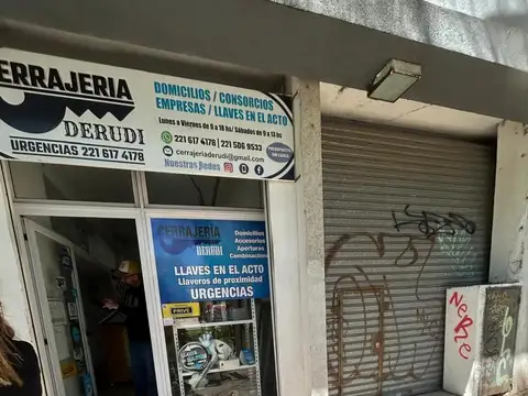 Edificio multifuncional en venta – 27 monoambientes, locales y cocheras (venta total o individual) –