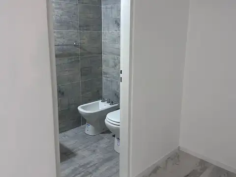 Departamento en Alquiler en Moron Sur, $ 800.000