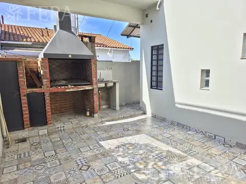 Depto Tipo Casa en Venta de 3 dormitorios