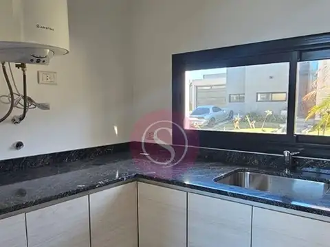 Casa en Venta 1 año