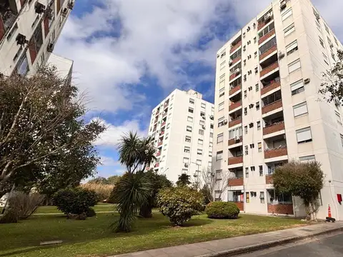 Departamento 4 ambientes con 1 baño