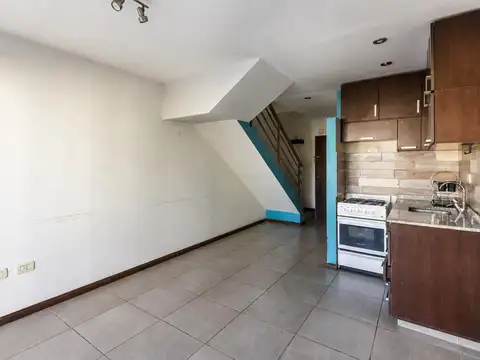 Depto Tipo Casa en Venta en Villa Urquiza, USD 85.000