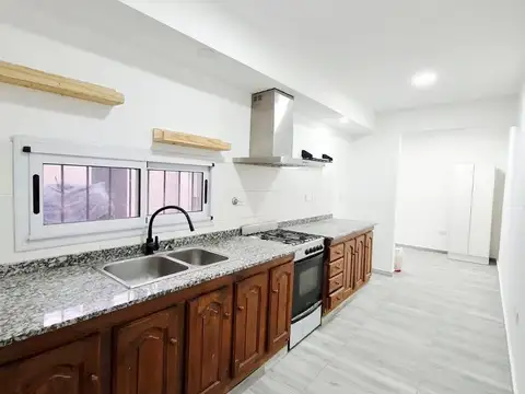 PH  CON PATIO RECICLADO A NUEVO