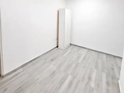 Depto Tipo Casa en Alquiler con 1 cocheras