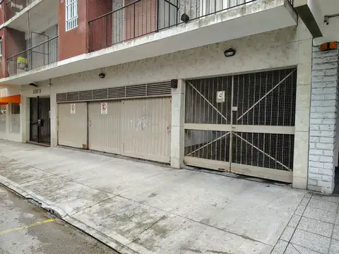 COCHERA CUBIERTA EN VENTA ZONA ALDREY