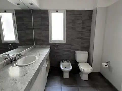 Departamento en Venta 70 años