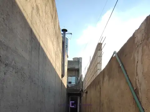 Depto Tipo Casa en Venta de 3 ambientes