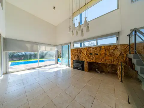 Casa en Los Alamos Club de Campo