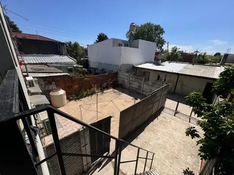Andres Baranda 4100, Piso 0