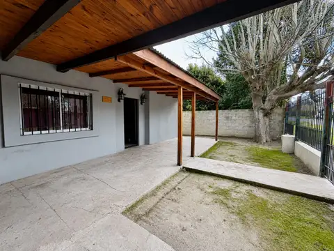 Calle 12 entre 421 y 422 500