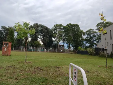 Terreno en venta en San Eduardo, Pilar del este