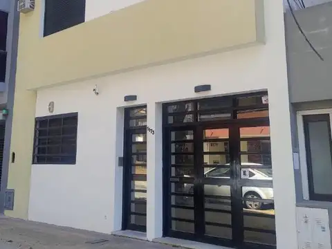Alquiler de casa 50 entre 18 y 19