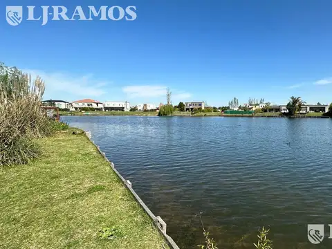 Terreno en Venta 17  mts Frente