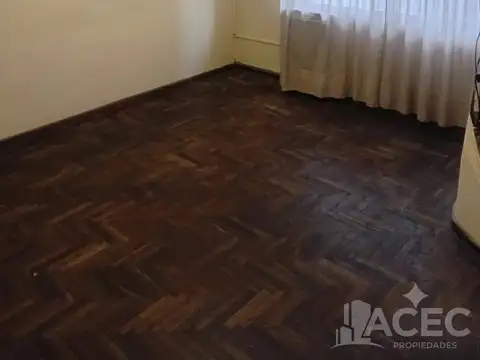 Casa 6 ambientes con 3 baños