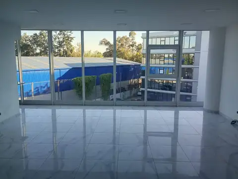 OFICINA EN ALQUILER EN POLO EMPRESARIAL K41 